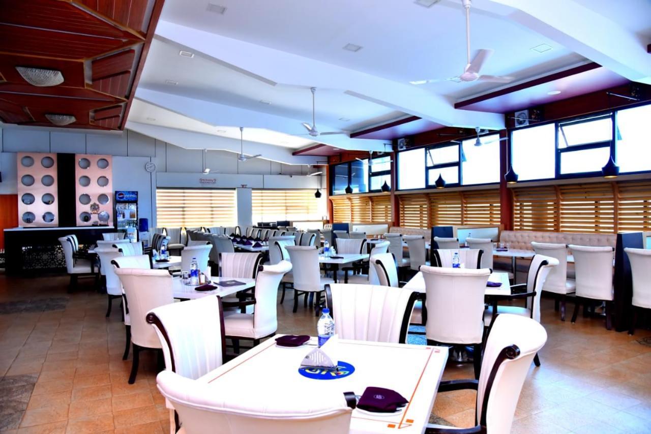 The Grand Krishna Luxury Hotel Chikmagalūr Zewnętrze zdjęcie