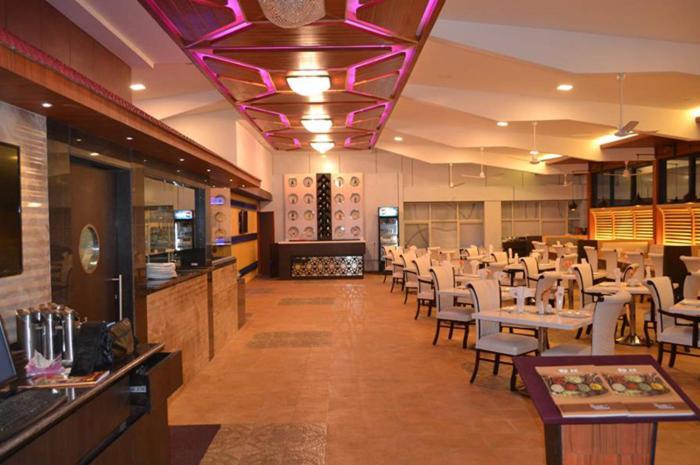 The Grand Krishna Luxury Hotel Chikmagalūr Zewnętrze zdjęcie