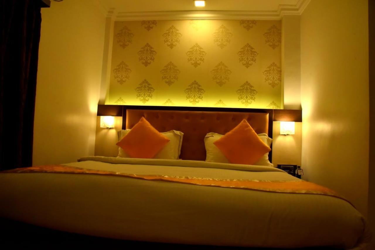 The Grand Krishna Luxury Hotel Chikmagalūr Zewnętrze zdjęcie